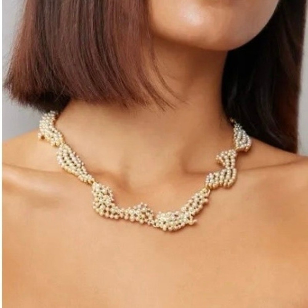 Oscar de la Renta Crystal Torn Paper‎ Pearl Glamour Antique Gold Tone Necklace